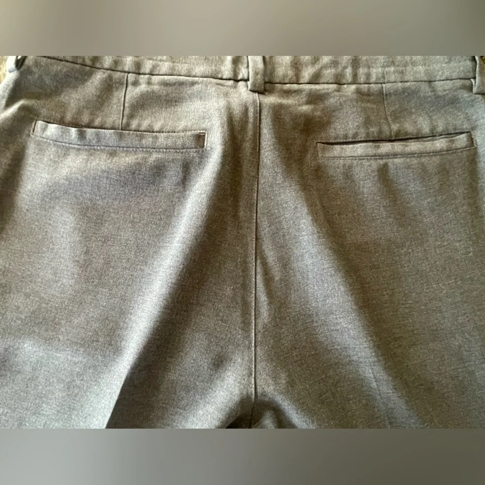 🩶Like New GAP Wool blend pants. 32x32 and soft! Rich Gray color